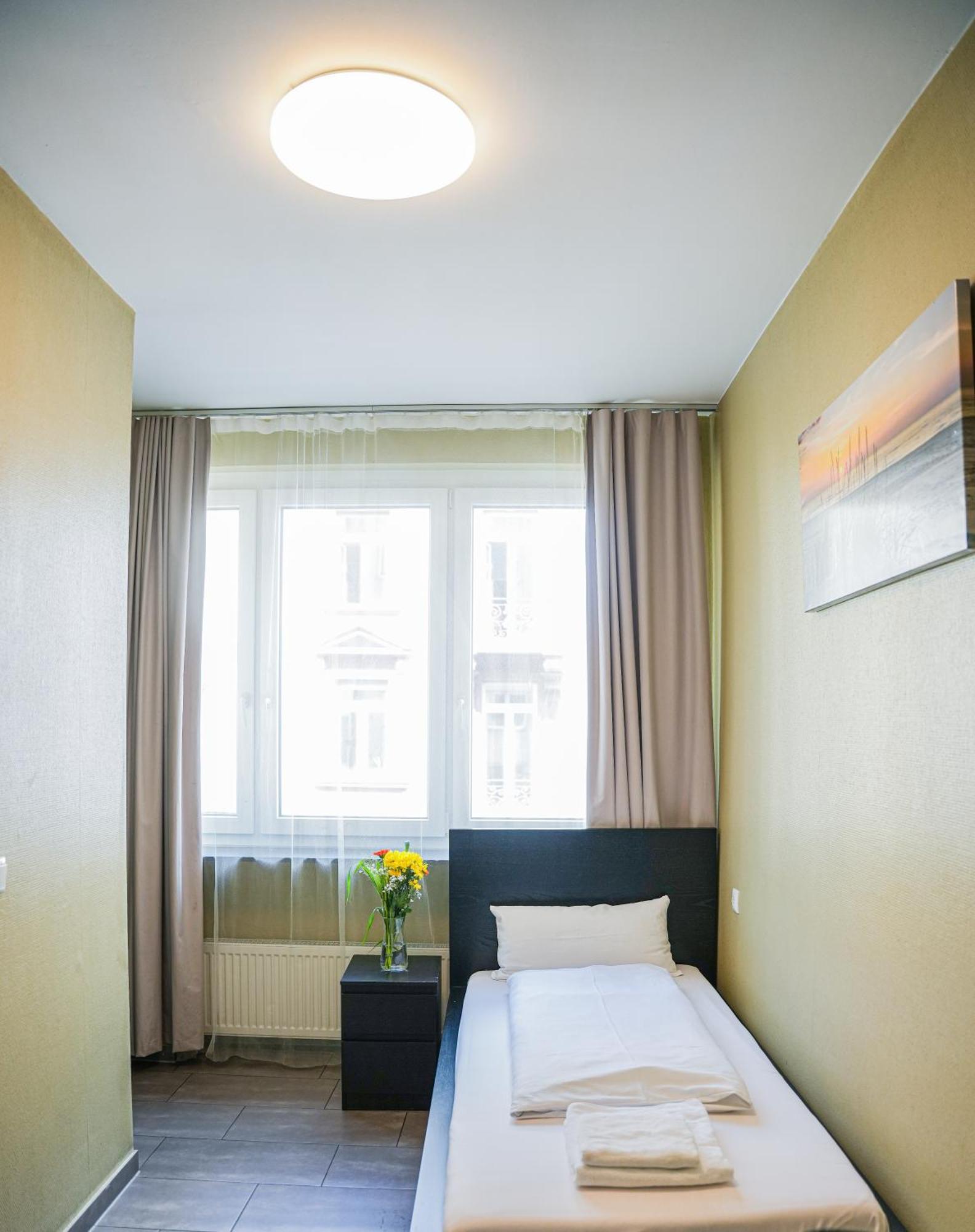Hotel City Star Frankfurt am Main Exterior photo
